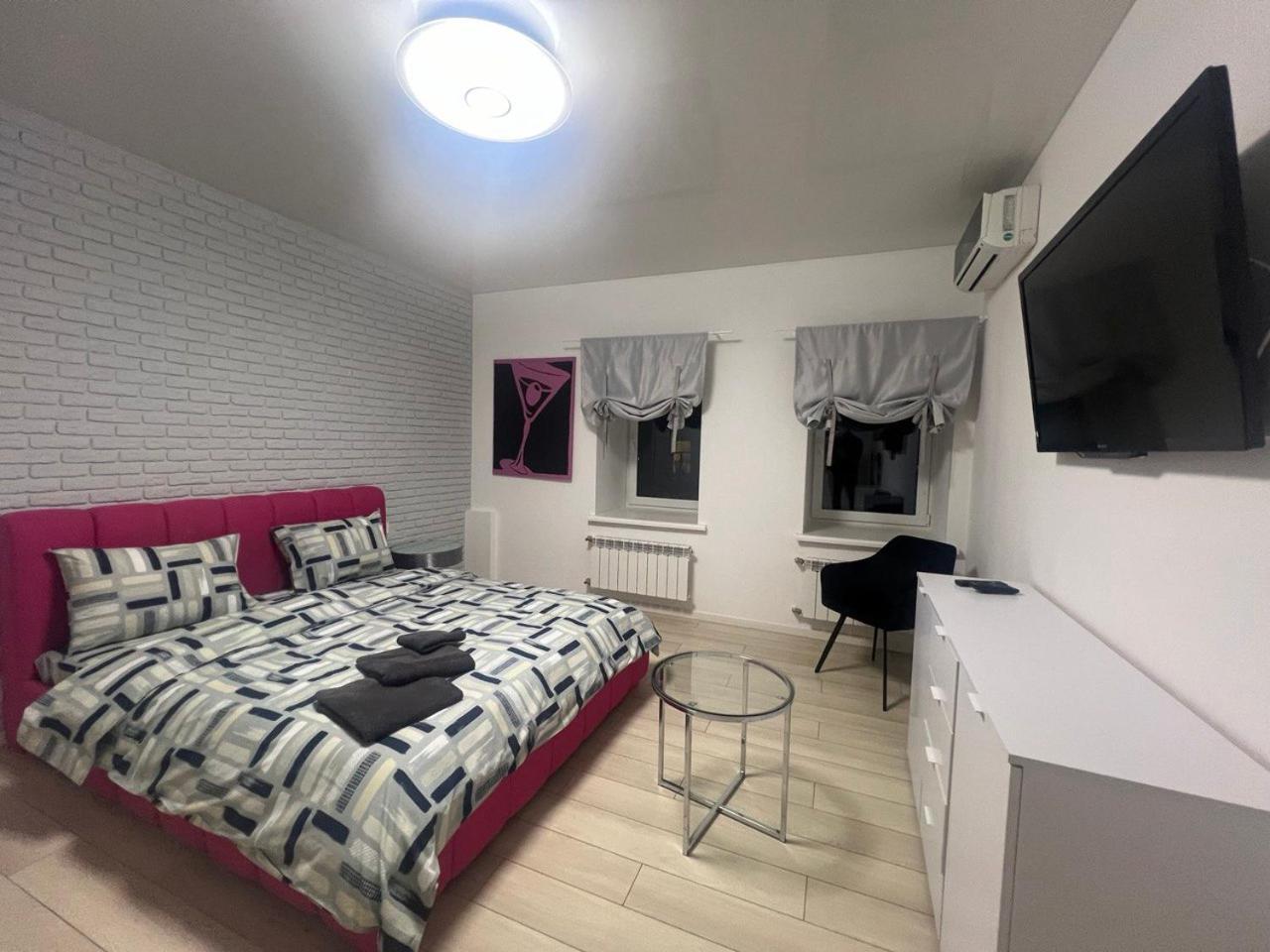 2-Room Luxury Apartment In The Center Kyiv Exterior photo